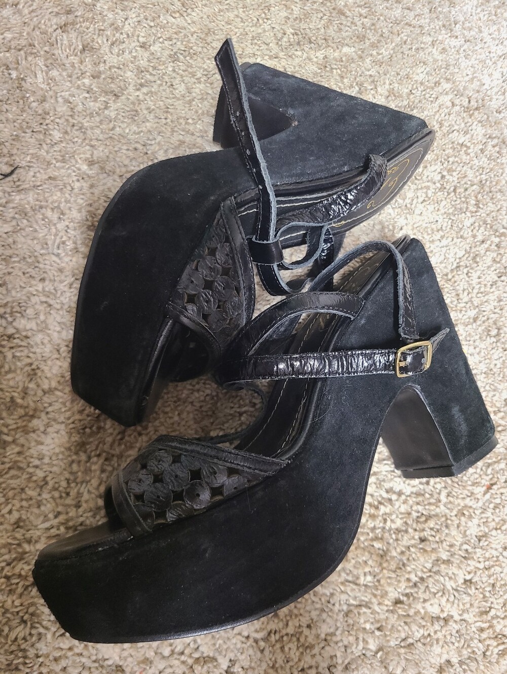 Y2k Envy Vintage Chiunky Wedge Platform Strappy Sandal Heels